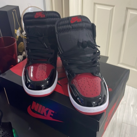 Jordan 1 - Picture 2 of 2